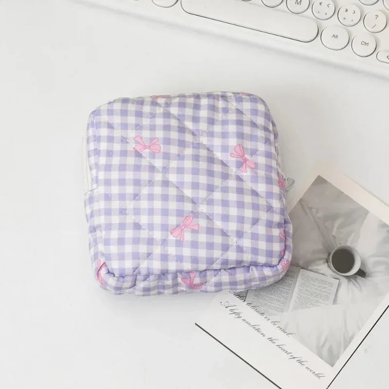 Heart Print Sanitary Napkin Pouch